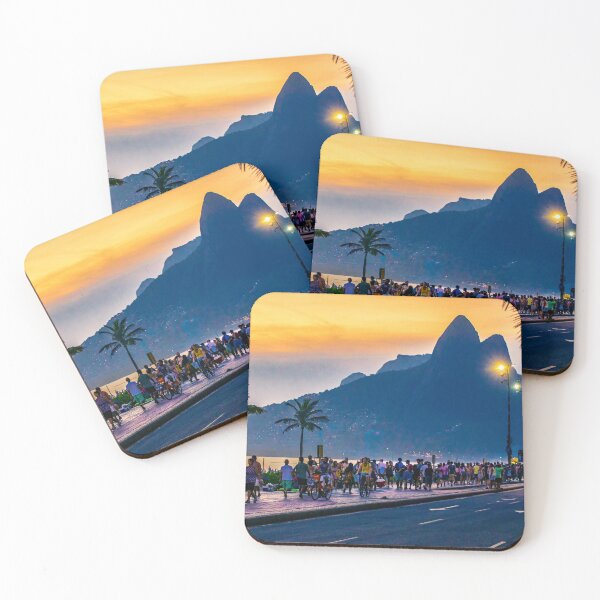 Artikelvorschau, Ipanema Beach, Rio de Janeiro, Brasilien entworfen und verkauft von DFLC Prints.