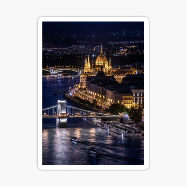 Aperçu de l'œuvre Architecture dorée de Budapest créée et vendue par JBlaminsky.