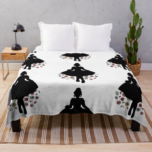 Artikelvorschau, Mädchen Silhouette mit Blumen entworfen und verkauft von heysoleilart.