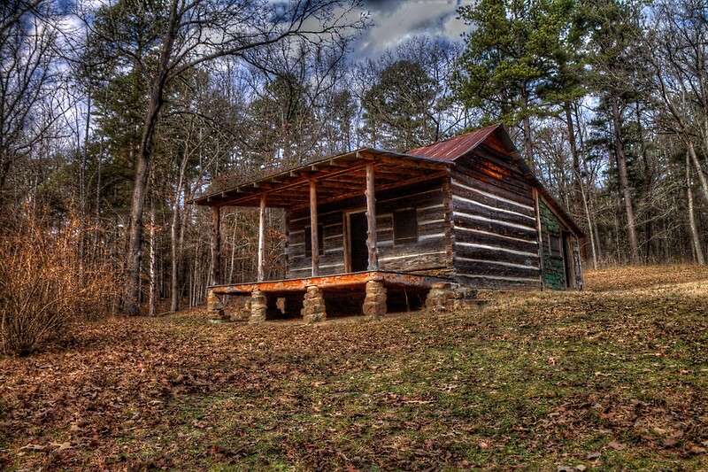 "Old Pioneer Cabin - Magazine Mountain State Park ...