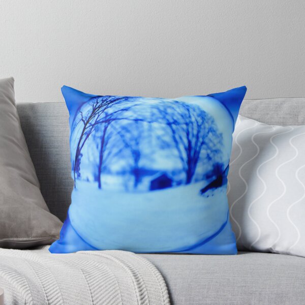 Artikelvorschau, REDREAMING CRYSTAL BALL: Winter in Blau entworfen und verkauft von REDREAMER.