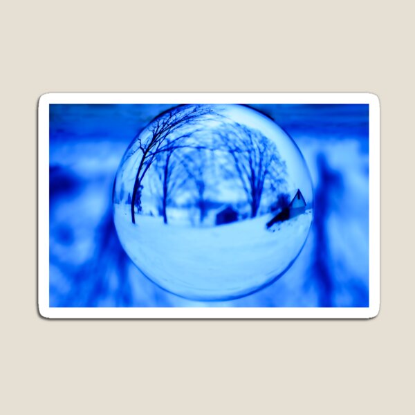 Artikelvorschau, REDREAMING CRYSTAL BALL: Winter in Blau entworfen und verkauft von REDREAMER.
