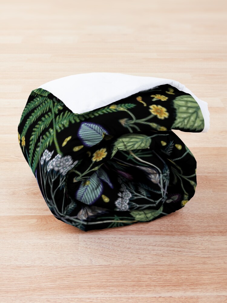 Alternate view of Summer dream. Comforter