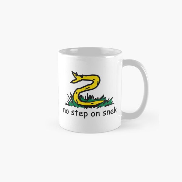 No Step on Snek yellow and black ANCAP Libertarian funny kiddish snake Gadsden Flag Parody Don't tread on me HD HIGH QUALITY ONLINE STORE Classic Mug