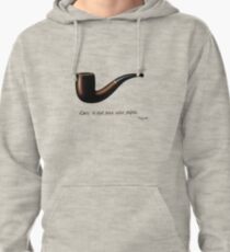 ceci n'est pas une pipe Pullover Hoodie