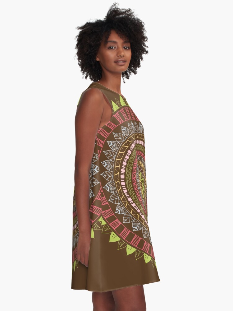 Vista alternativa de Vestido acampanado Boho mandala