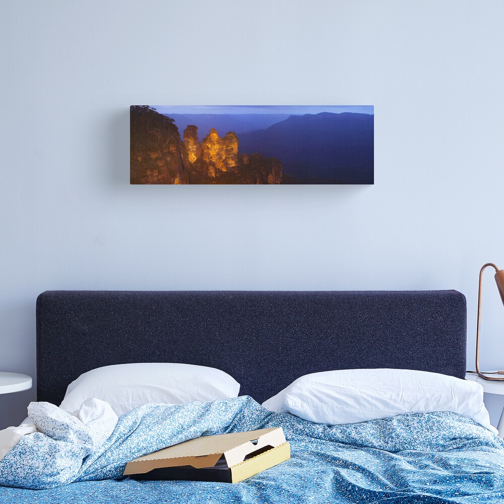 Three Sisters Dusk, Blue Mountains, Australia Canvas Print
