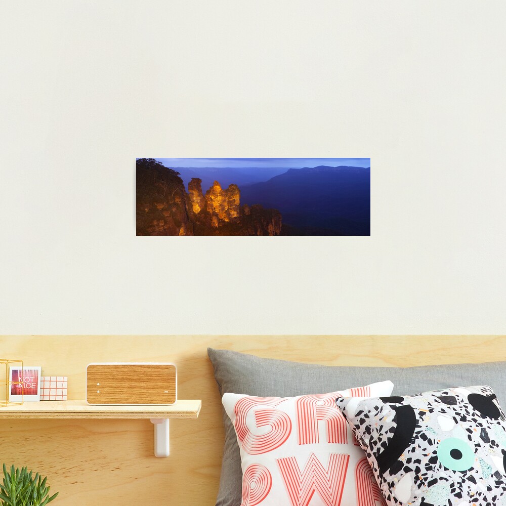 Three Sisters Dusk, Blue Mountains, Australia Photographic Print