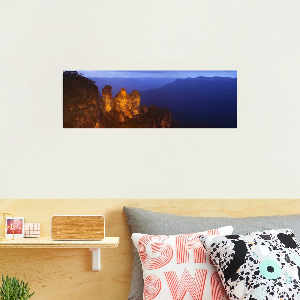 Three Sisters Dusk, Blue Mountains, Australia Photographic Print