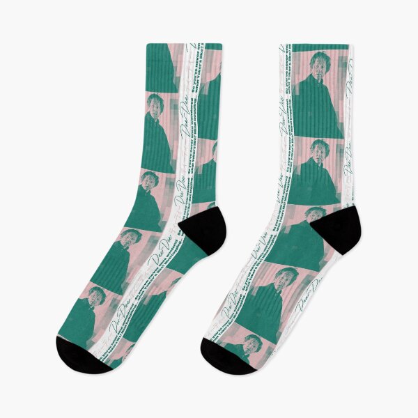 Artikelvorschau, Dee Dee Limmy Ästhetisches Design entworfen und verkauft von AestheticNow.