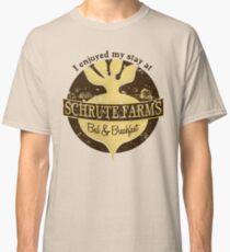 I enjoyed my stay at Schrute Farms (Brown) Classic T-Shirt