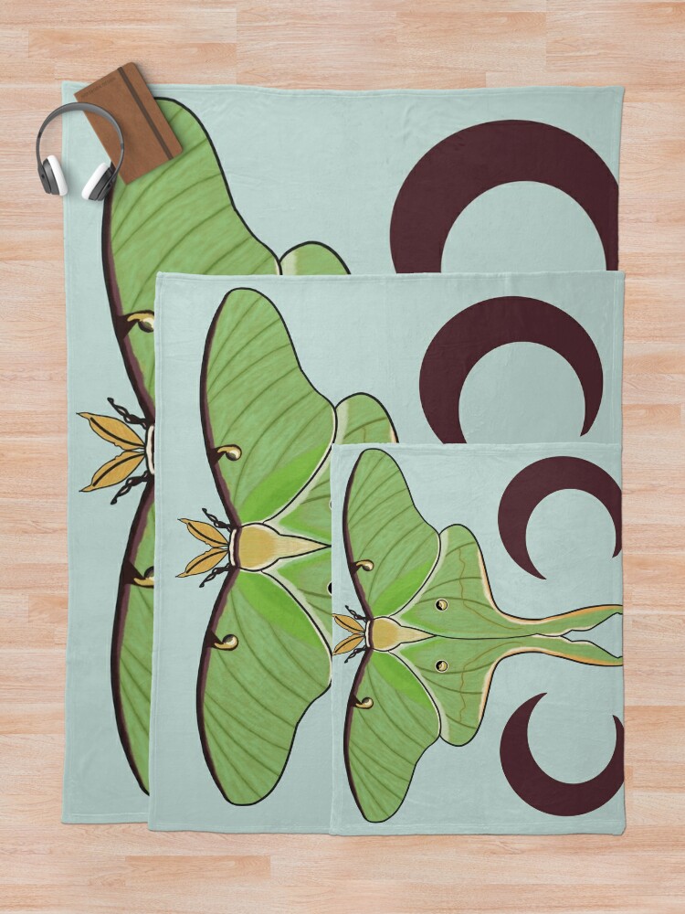 "Luna" Throw Blanket by Oneeyedshuck | Redbubble