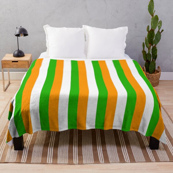 Aperçu de l'œuvre Côte d’Ivoire Stripe Wide (Orange White Green) créée et vendue par HelenStanning.