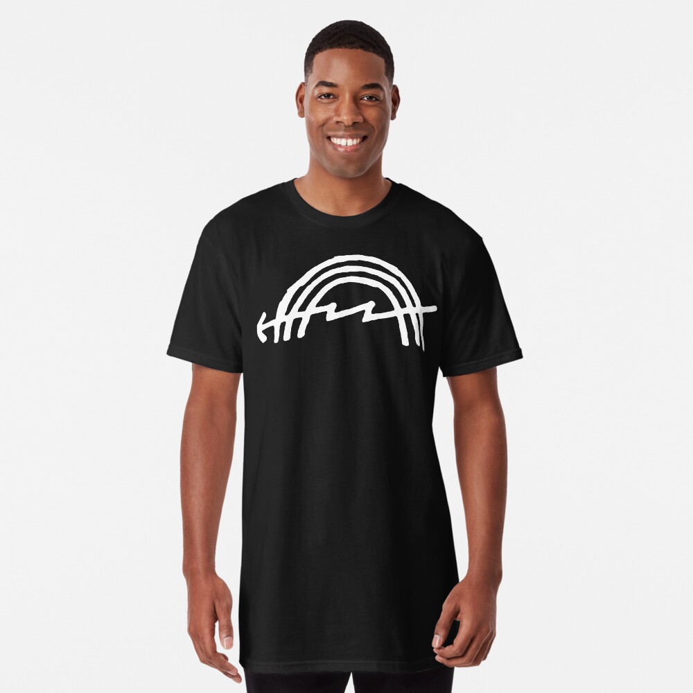 Vista previa del artículo con la obra «Camiseta larga», diseñado y vendido por SpaceDogLaika.