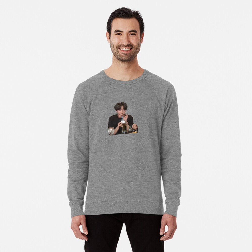 Artikel-Vorschau von Leichter Pullover, designt und verkauft von bagtag101.