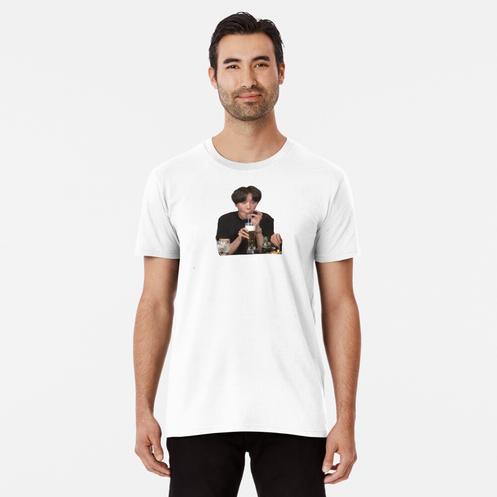 Artikel-Vorschau von Premium T-Shirt, designt und verkauft von bagtag101.