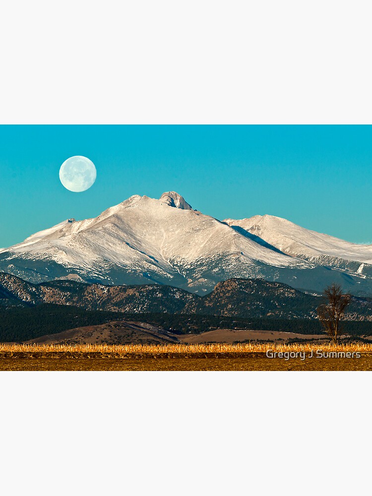 Longs Peak Moonset by nikongreg