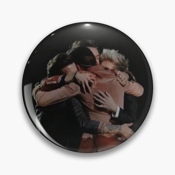 One Direction Hugging Chapa