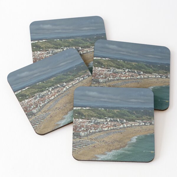 Artikelvorschau, Nazare Strand während der Sommersaison entworfen und verkauft von AngeloDeVal.