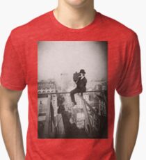 Camiseta de tejido mixto Photographing NYC Above 5th Avenue (1905)