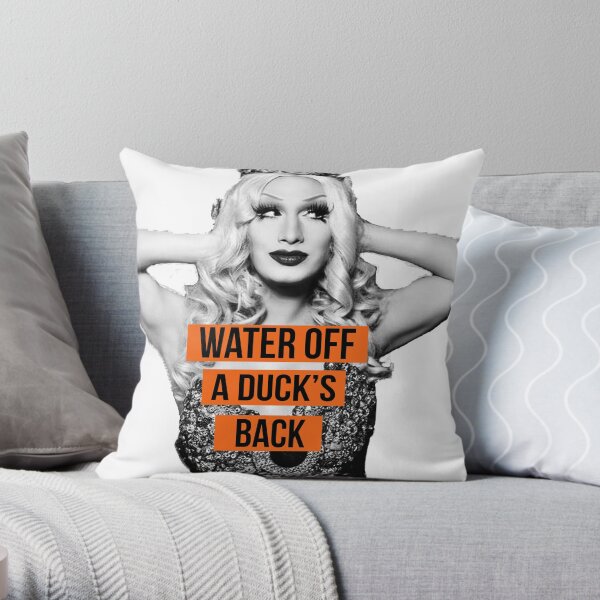 jinx <3 Throw Pillow