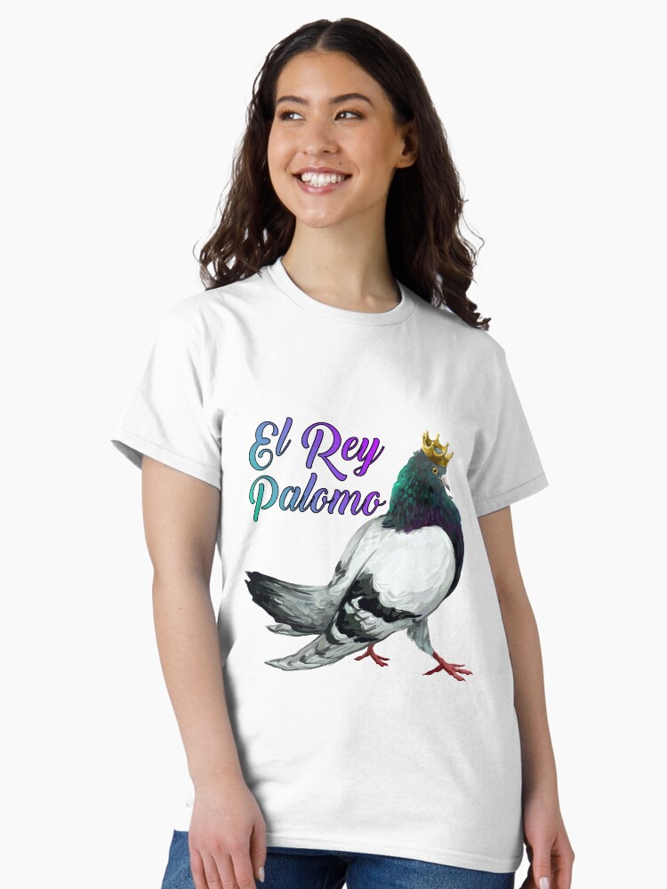Imagen 1 de 7, Camiseta clásica con la obra El Rey Palomo, diseñada y vendida por FotoLibreStudio.