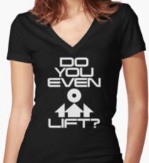 Heben Sie sogar? Shirt mit V-Ausschnitt