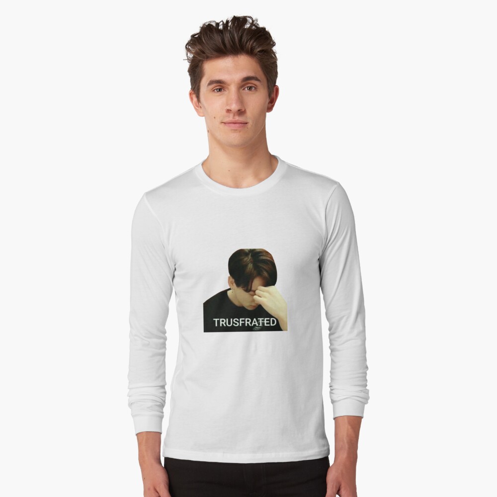 Artikel-Vorschau von Langarmshirt, designt und verkauft von bagtag101.