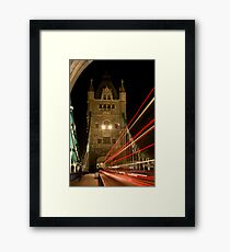 bus over towerbridge Gerahmtes Wandbild