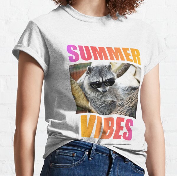 Summer Vibes Raccoon Classic T-Shirt