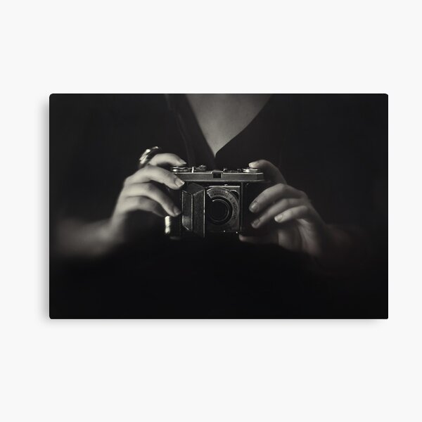 Retina Canvas Print