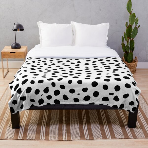 Black and White Seamless Cheetah Spots Throw Blanket