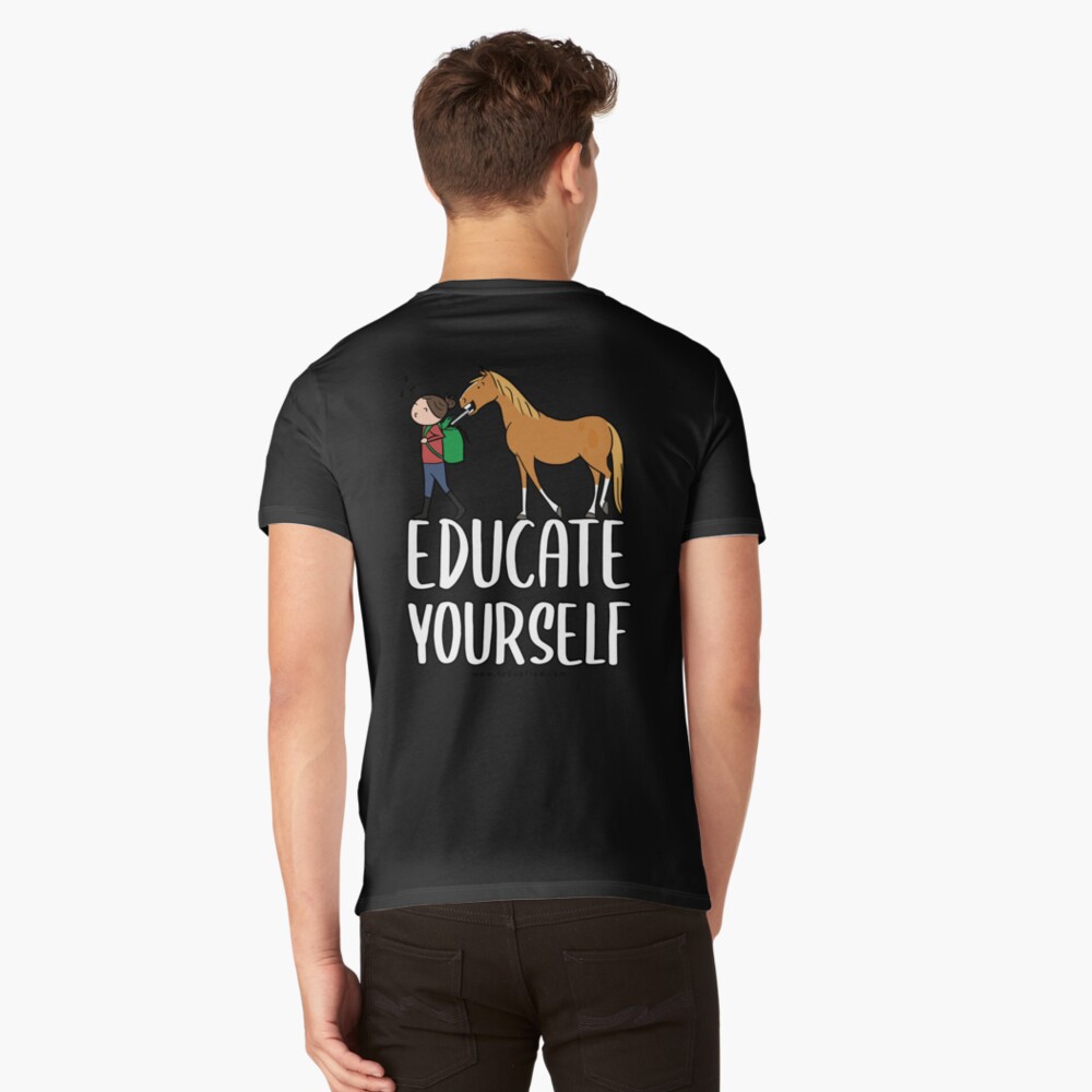 Aperçu de l'œuvre T-shirt col V créée et vendue par jannekoekie.