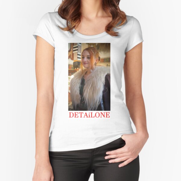 Potrait made by Blunder for Detailone. Fitted Scoop T-Shirt