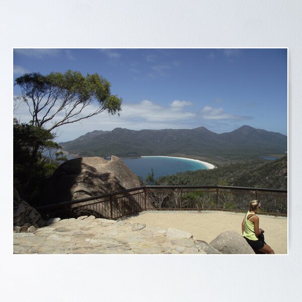 Item preview, finally - the Wineglass Bay lookout designed and sold by Gaylene Norton.