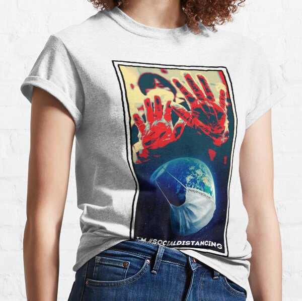 I’m Social Distancing Classic T-Shirt