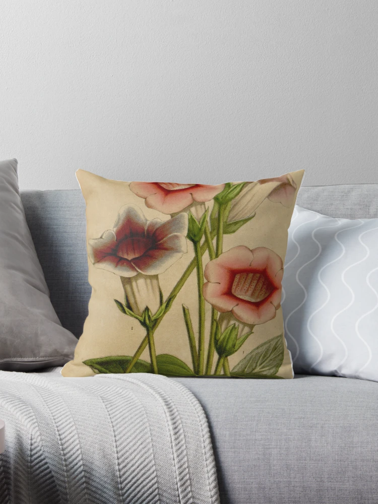 Aperçu 1 sur 4. Coussin avec l'œuvre Flore des serres et des... créée et vendue par Rodeoclash.