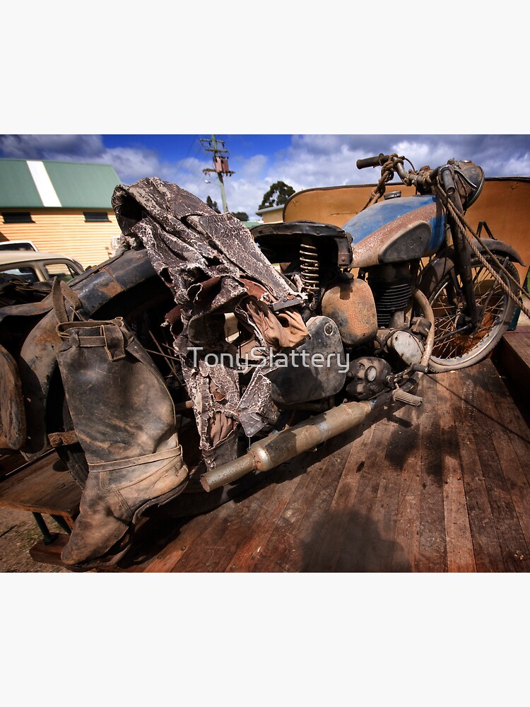 Rusty Old Motorbike by TonySlattery