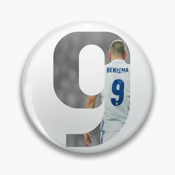 Aperçu de l'œuvre Karim Benzema 9 créée et vendue par Webbed Toe Design's.