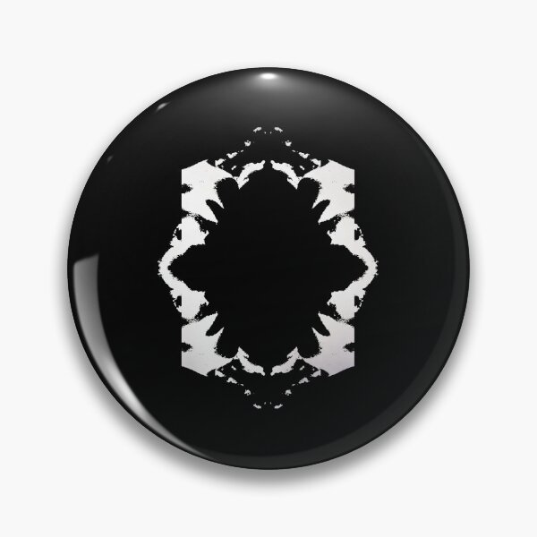 Artikelvorschau, Gothic Fangs Pattern entworfen und verkauft von cloudyskylines.