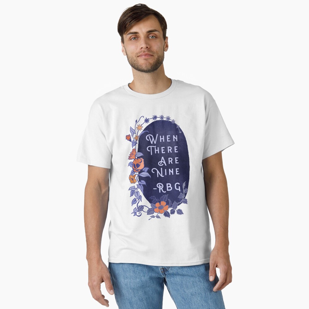 Aperçu de l'œuvre T-shirt classique créée et vendue par fabfeminist.