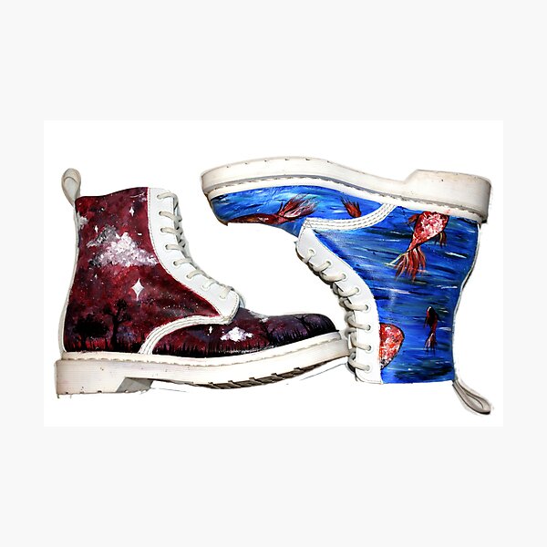 Artikelvorschau, Gemaltes Dr. Martens Design entworfen und verkauft von laurynlambourne.