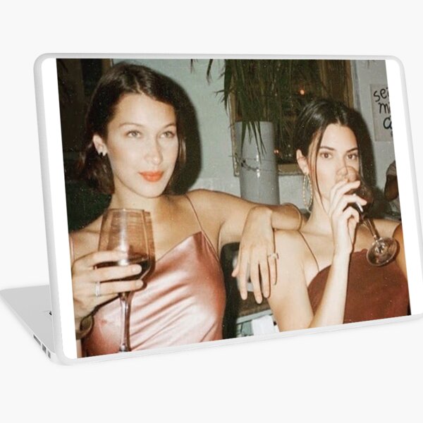 Aperçu de l'œuvre Kendall Jenner créée et vendue par chvistine.