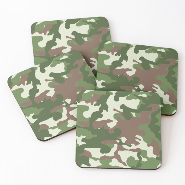 Aperçu de l'œuvre Camouflage, Camouflage vert, Imprimé camouflage créée et vendue par coilsandglory.