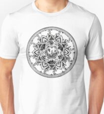Meeresmandala Slim Fit T-Shirt