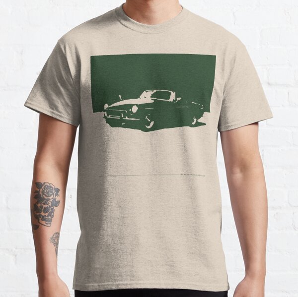 MGB, 1971 - British Racing Green on Cream Classic T-Shirt
