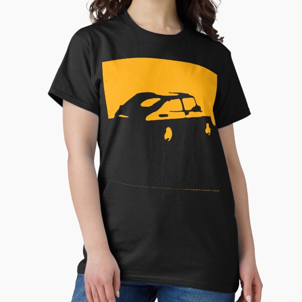 Vista previa del artículo con la obra «Saab 900, 1990 - Amarillo sobre carbón», diseñado y vendido por uncannydrive.
