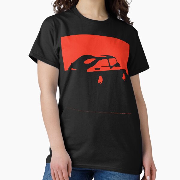Saab 900, 1990 - Red on charcoal Classic T-Shirt