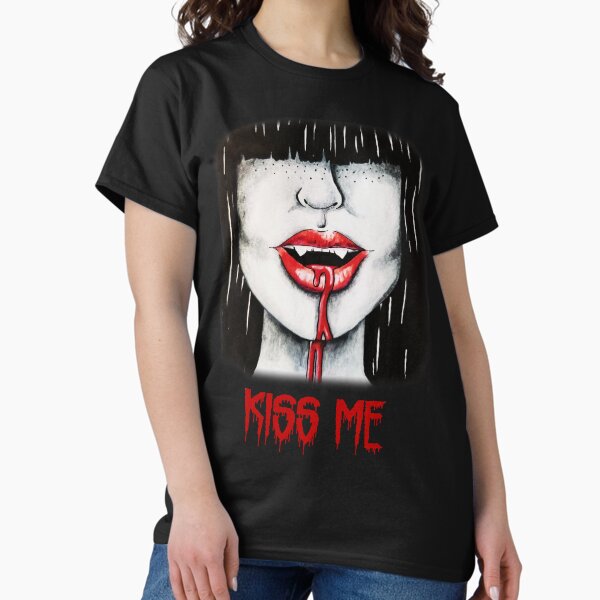 Kiss Me Classic T-Shirt
