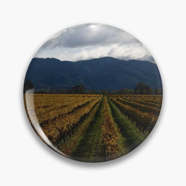 Item preview, Nutriendo mi vino designed and sold by Francisco Vasconcellos.